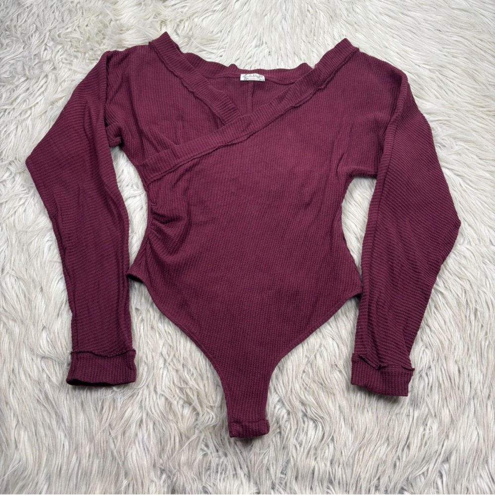 Free People Women's M Lovin This Feeling Bodysuit in Fig Burgundy Waffle Knit - Picture 3 of 3